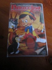 VHS VIDEO TAPE WALT DISNEY'S PINOCCHIO  ** MUST SEE *