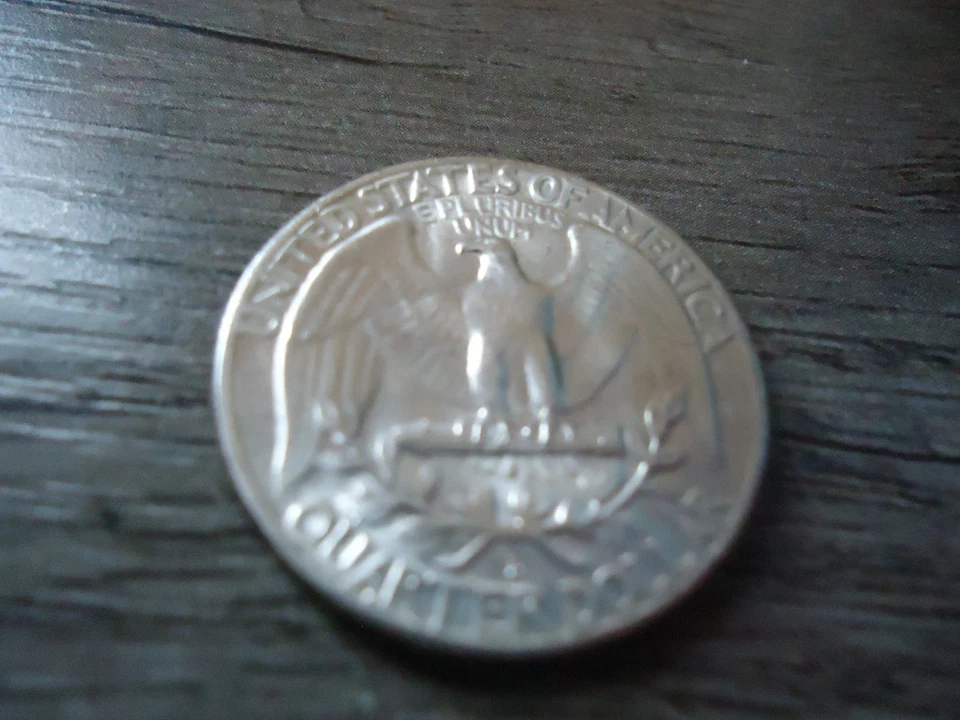 1960 D WASHINGTON QUARTER UNC 90% Silver GREAT SHAPE COMB SHIPPING - Image 2 of 2