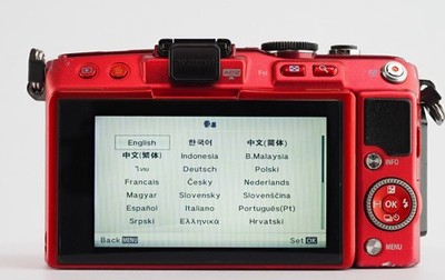 Olympus PEN Lite E-PL6 Red + Body Cap Lens 15mm F8 Micro 4/3 Set