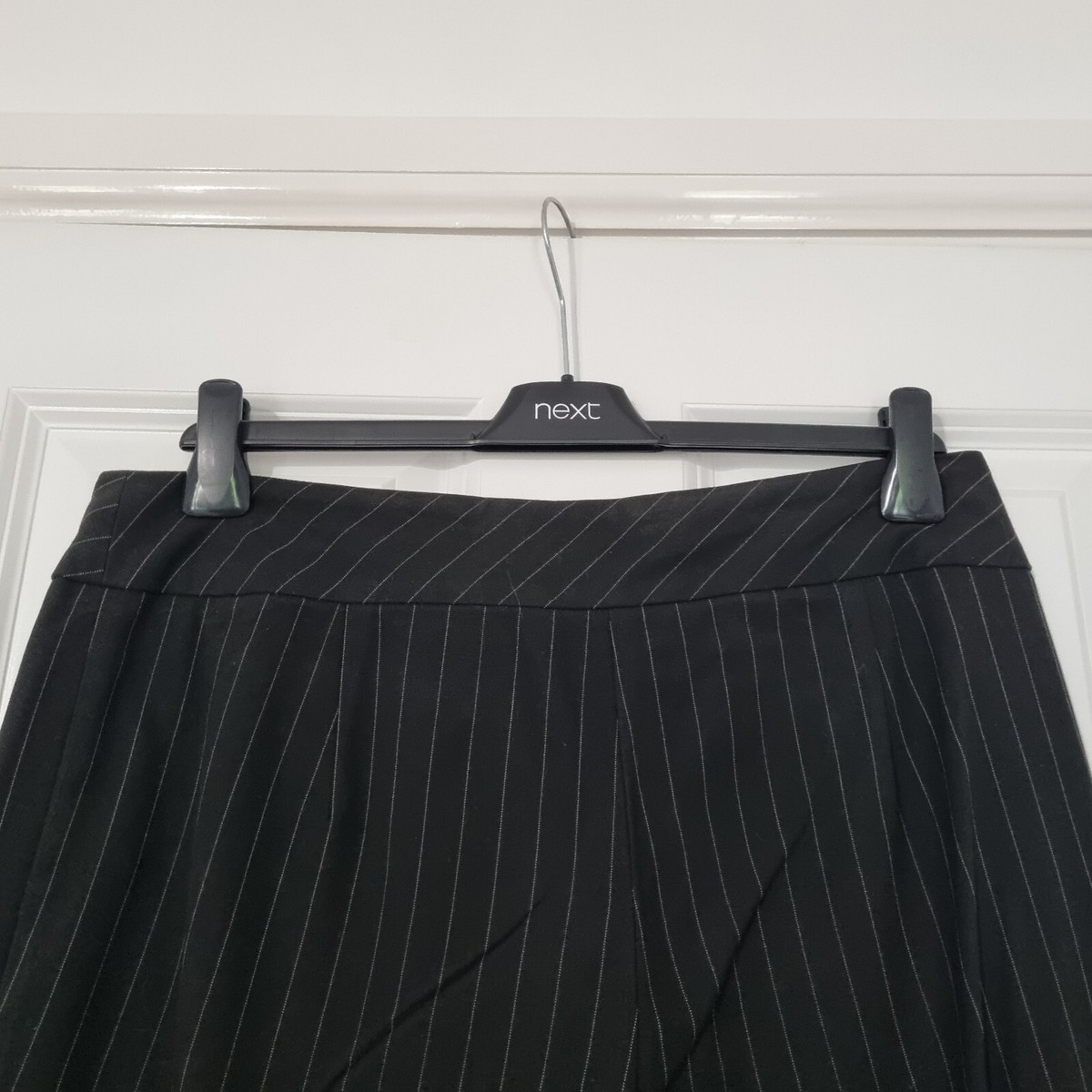 FOR WOMEN SMART TAILORED BLACK WHITE PINSTRIPE BUTTON TAB WIDE LEG TROUSERS 12 View 4