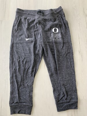 nike sportswear vintage women's crops