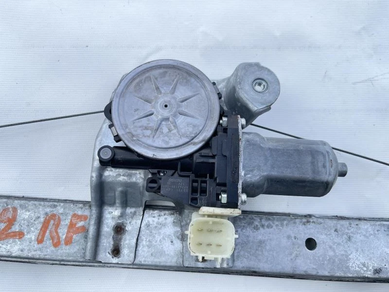 Regulador de ventana de puerta delantera derecha Nissan Rogue 2014-2020 Foto 2 de 4