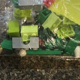 LEGO Classic: Building Set (10708) w/ Mixed Green Bricks & Instruction Manual