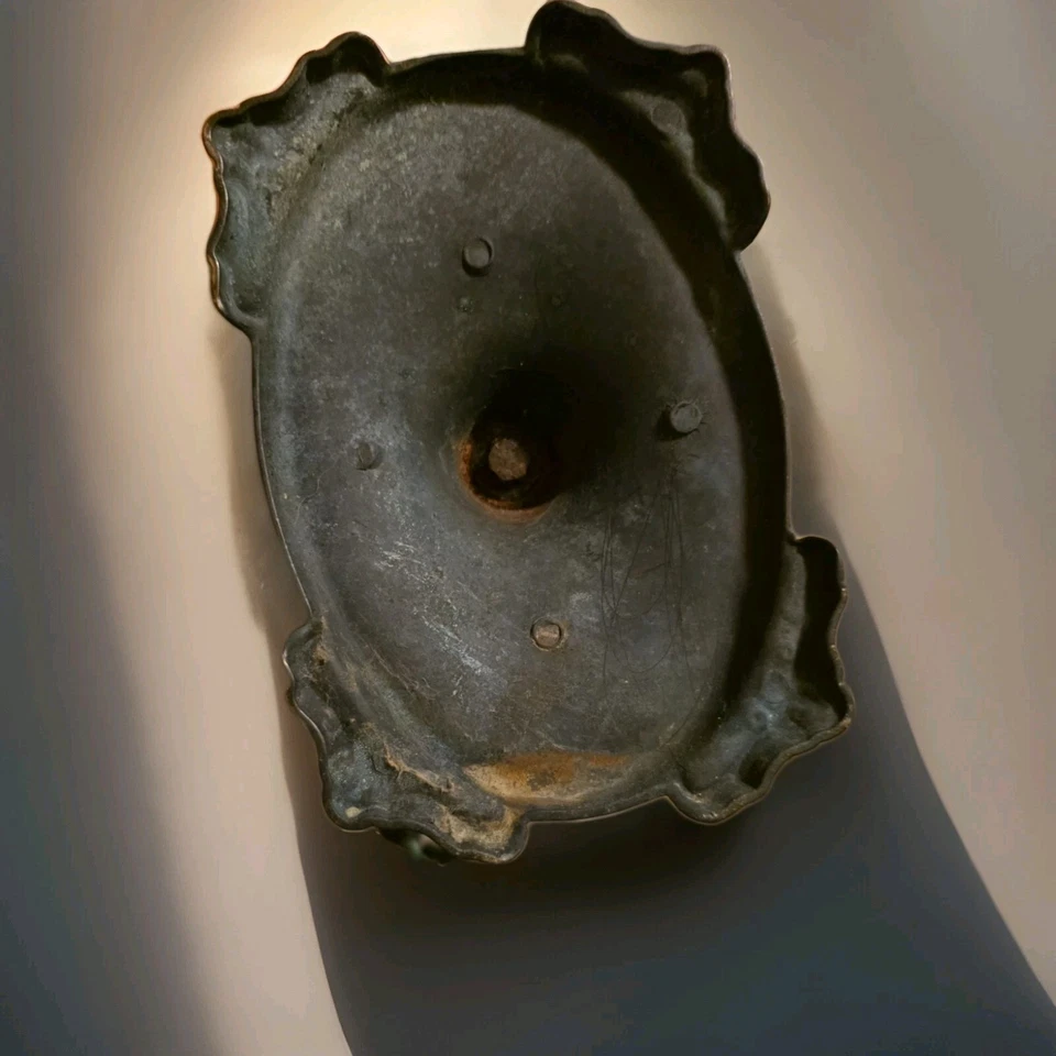 RARE VINTAGE MIRROR BRASS ORNATE ART DESK DECOR EXQUISITE BAROQUE ITALIAN STYLE  - Image 3 of 4