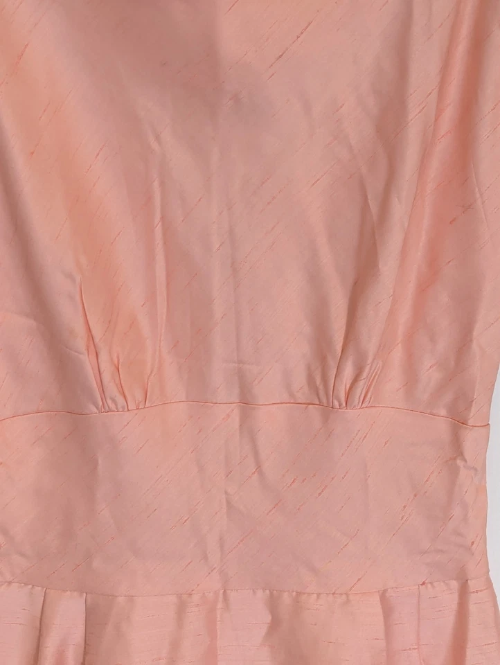 Vtg 60s Lorrie Deb Peach Sheath Dress Sz 11 Fitted Waist Bows Lined Boat Neck - Image 4 of 4