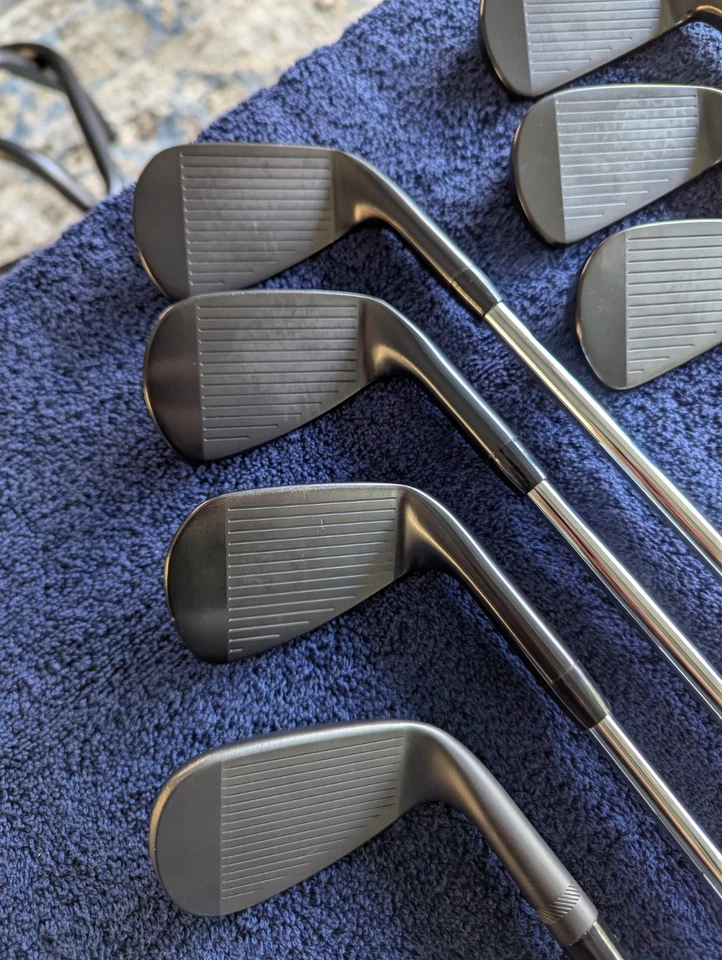 TITLEIST T150/T200 BLACK IRONS 5-PW + 48* TOUR ISSUE X100 STIFF LIMITED EDITION - Image 2 of 4