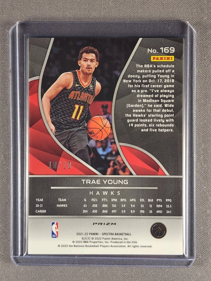2021-22 Panini Spectra #169 Trae Young /10 Gold Hyper Asia Prizm SSP #10/10 - Image 4 of 4