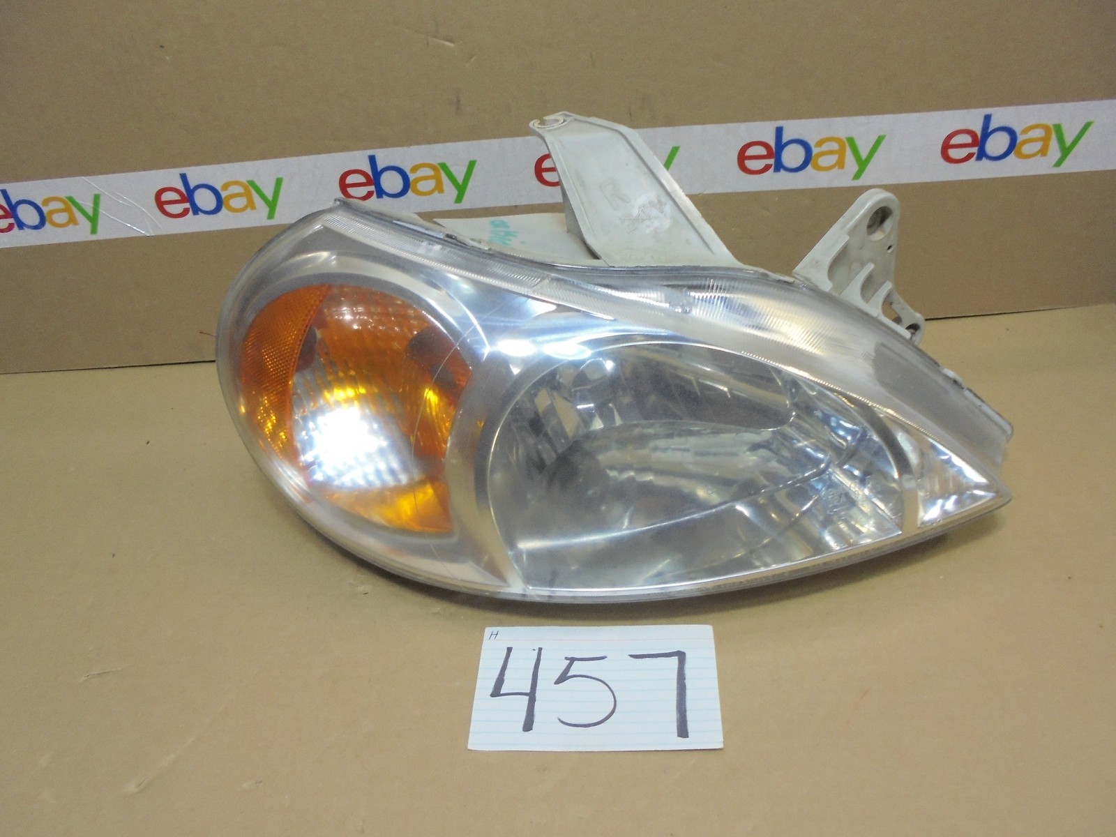 2010 - 2011 Kia Rio PASSENGER Side Headlight Used front Lamp #457-H
