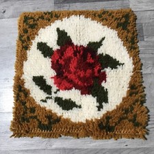 Vintage Floral Red Rose Floral Flower Latch Hook Completed W10