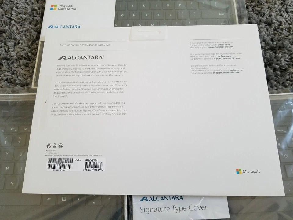 Microsoft Surface Pro Signature Type Cover Cobalt Blue - FREE SHIPPING  (ET5624) - Image 4 of 4