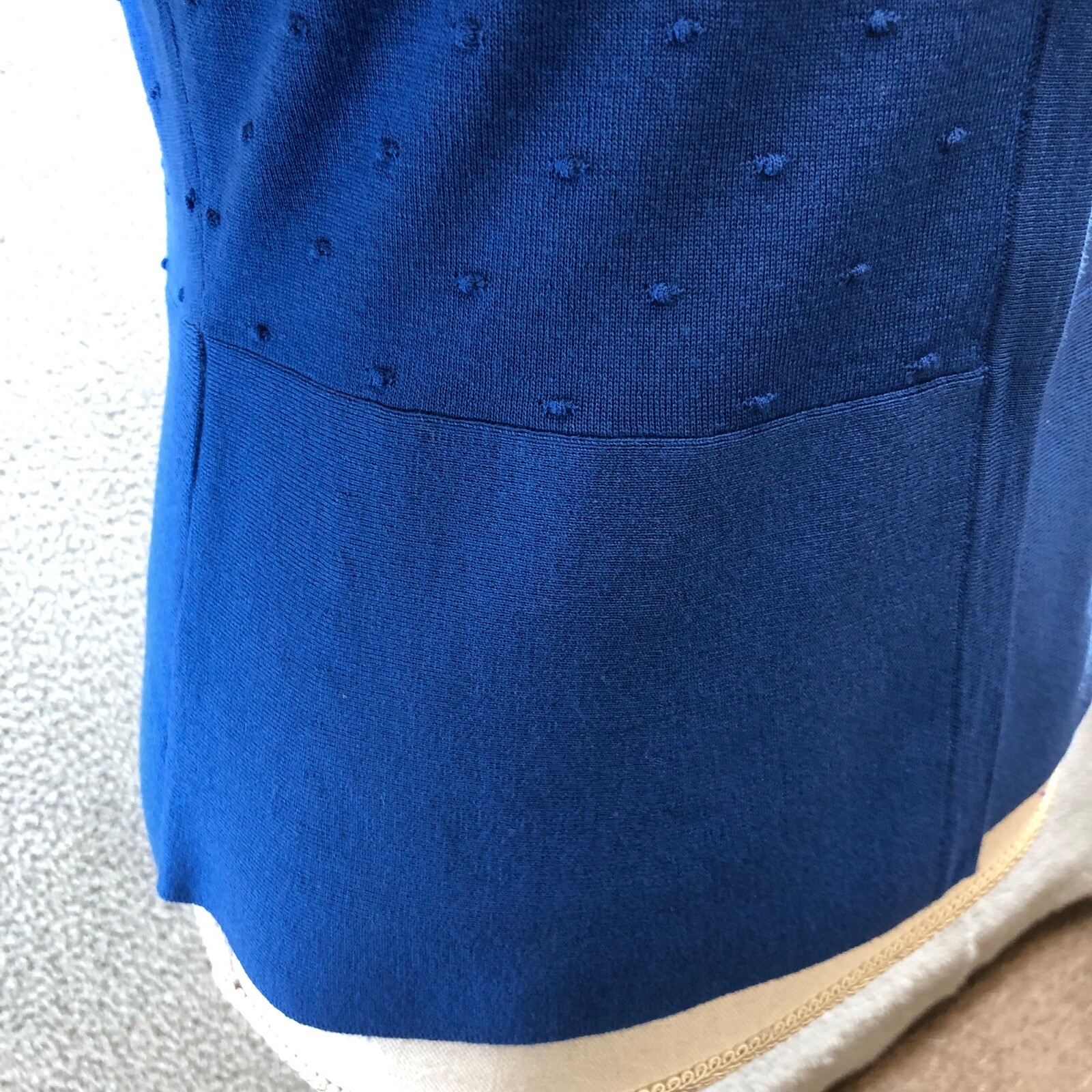 Picture 4 of 24