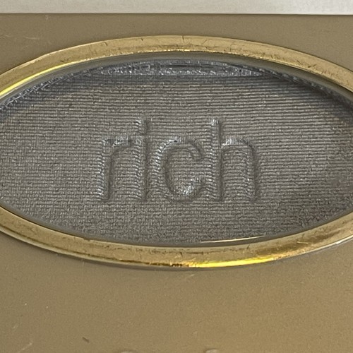 New & Sealed - L'oreal Eye Shadow Wear Infinite Rich Pure Silver #910 - Picture 4 of 4