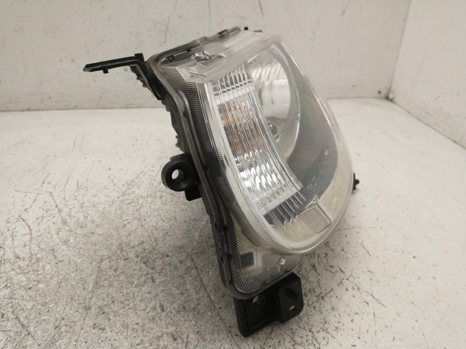 2018 SUZUKI IGNIS N/S Passengers Left Front Headlight Headlamp 2016