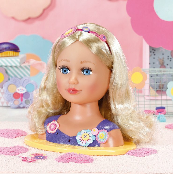 sister styling baby born