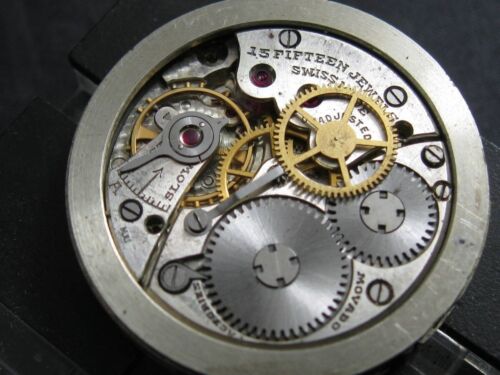 N228 MOVADO triple calendar Cal.470 manual winding movement working item - Picture 1 of 3