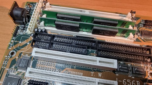 Jetway J-656B + Pentium-s 120MHz + 8MB Ram - 第 5/10 張圖片
