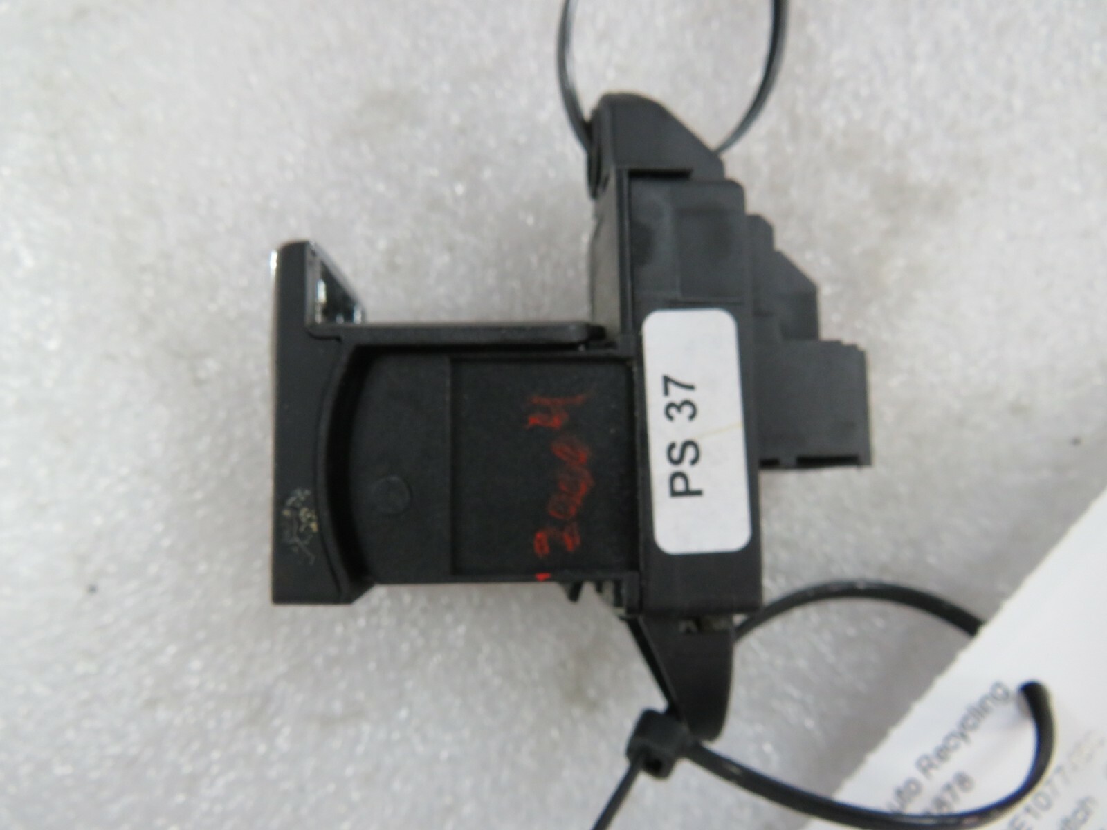 2014 Maserati Quattroporte, Parking Brake Switched, Used, P/N 670015006