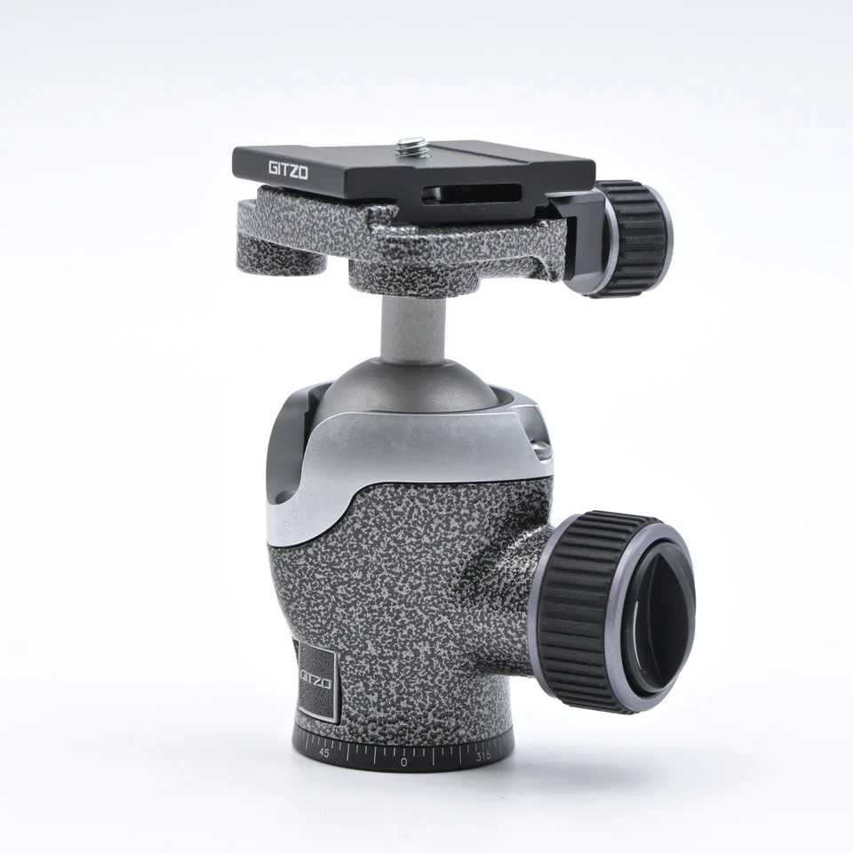 Gitzo GH1382TQD Series 1 Traveler Center Ball Head [Top Mint] #11533Y - Image 2 of 4
