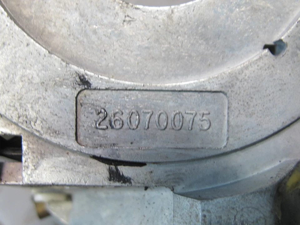 2003-2007 HUMMER H2 IGNITION SWITCH KEY FRONT LEFT & RIGHT SIDE DOOR HANDLE SET - Image 4 of 4