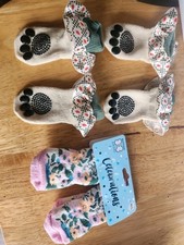 Dog Socks Lot Of 2 Sets 8 Socks Pink M/L Cream With Ruffles Top Paw L/XL New