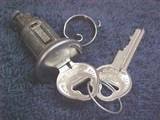 Nuevo de Lote Antiguo Cilindro de Bloqueo de Maletero y Llaves Buick Riviera Wildcat LeSabre Electra 63 64 65 66