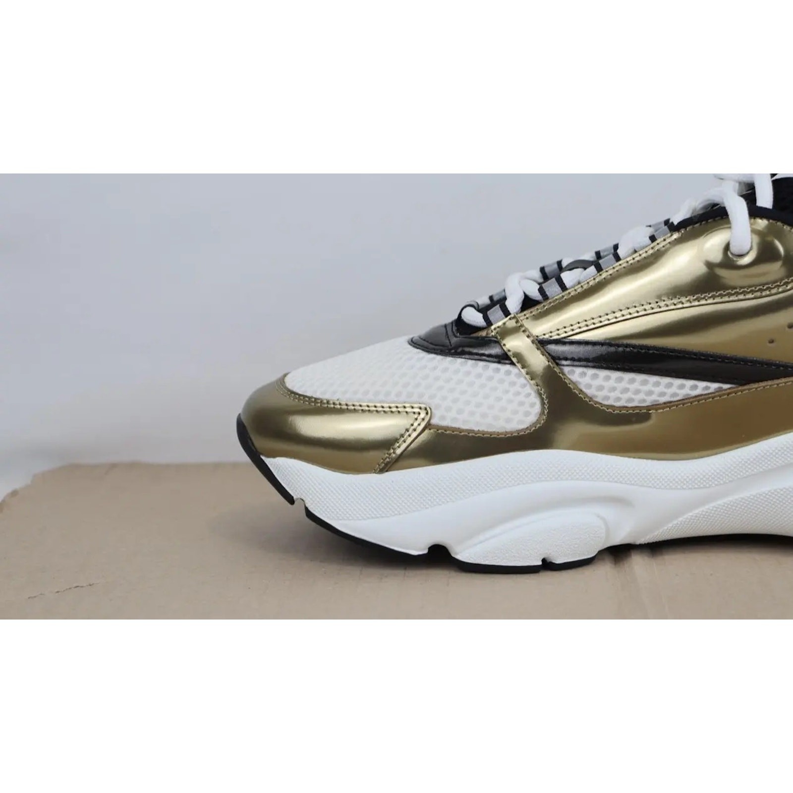 Dior B22 Calfskin Mesh Sneakers in Golden/White BNWB 46 image 3