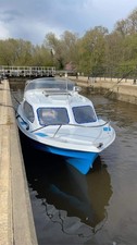 Shetland 535 Boat with Trailer & Yamaha 60hp 4 Stroke Outboard Engine