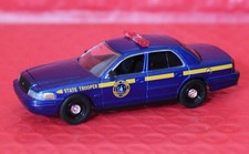 Greenlight Hot Pursuit New York State Police Trooper 2008 Ford Crown Victoria