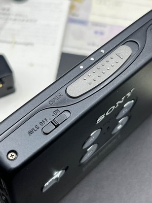 SONY WALKMAN カセットウォークマン WM-EX511 BLACK s-l400.jpg