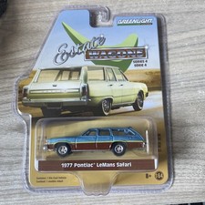GREENLIGHT  1/64 1977 PONTIAC  LEMANS SAFARI WAGON DIECAST