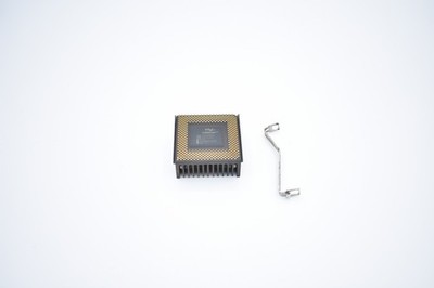 Intel Celeron CPU SL36C 366mhz 128 66Bus Socket 370 FV524RX366 w/heatsink & clip
