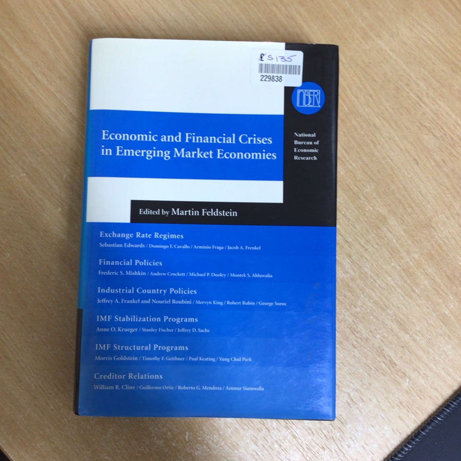 Economic and Financial Crises in Emerging Marke... - Martin Feldstein