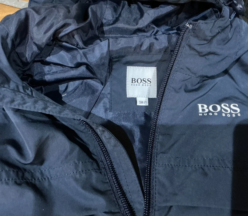 HUGO BOSS Navy Coat With Hood 9mths - Image 4 of 4