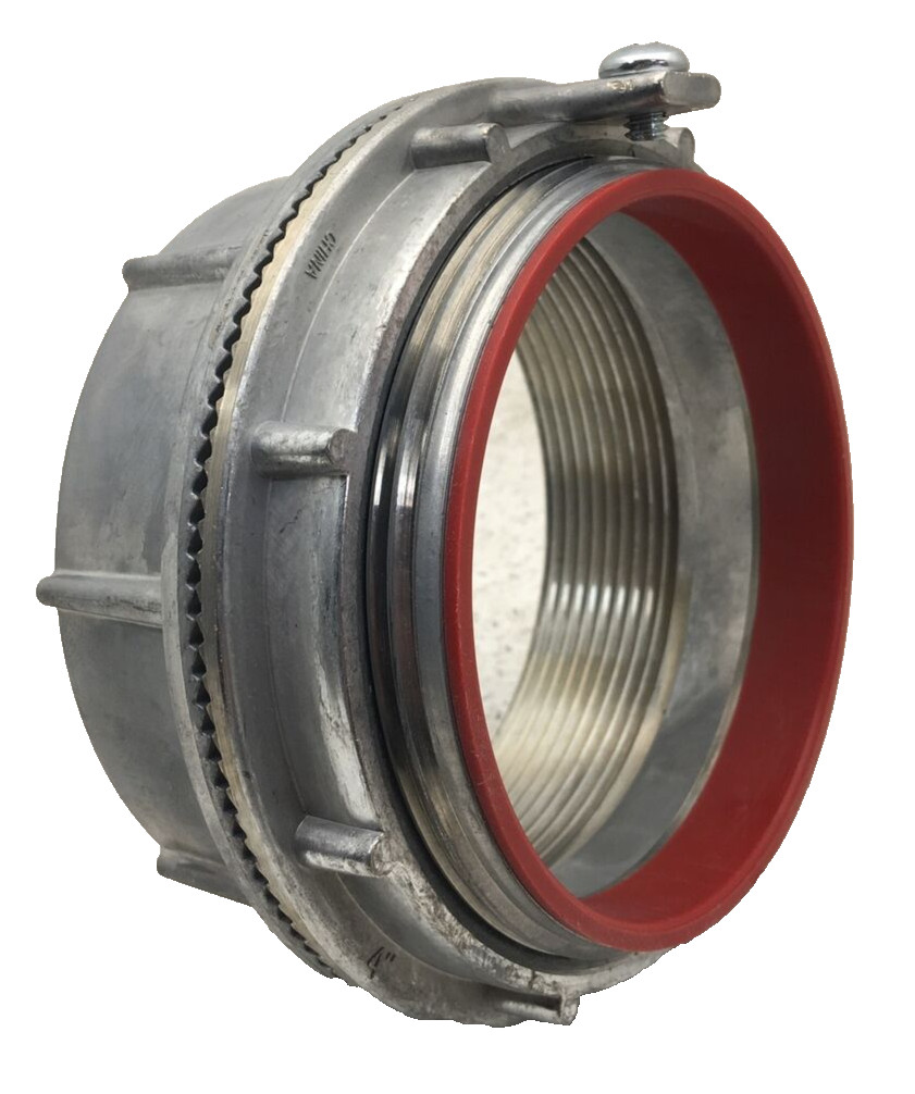 210B TOPAZ 4 INCH WATERTIGHT CONDUIT HUB INSULATED WITH BONDING SCREW
