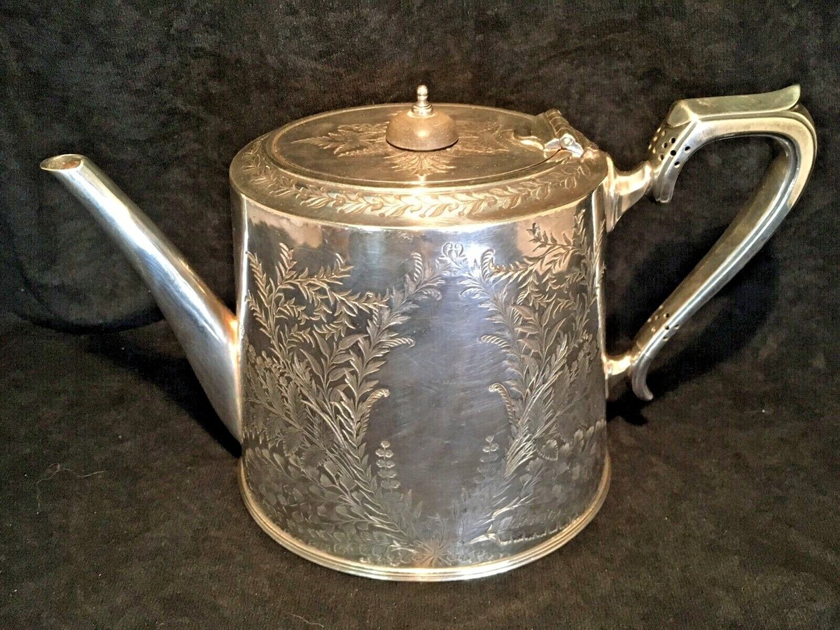 Antique Victorian Walker & Hall Silverplate Sheffield Teapot 3282