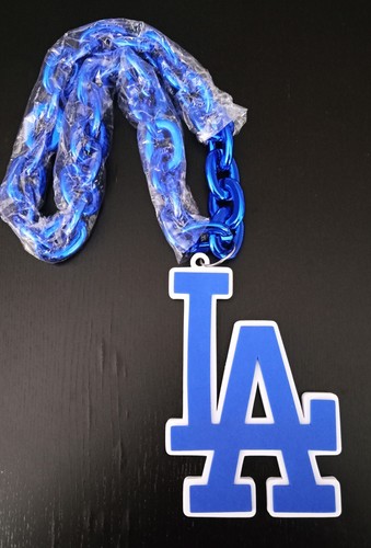 New Los Angeles Dodgers Necklace Chain 34 inches 3D Foam Logo - Picture 7 of 7