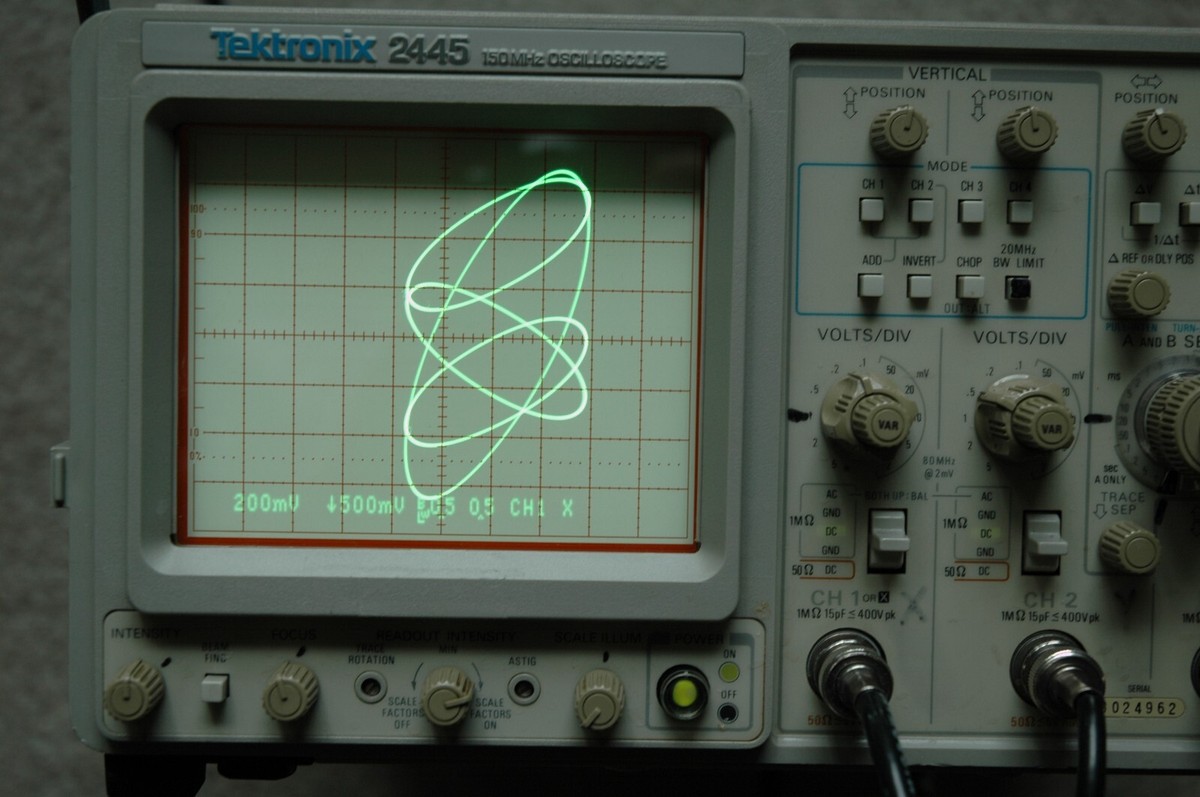 Tektronix 2445 Four Channel 150 MHz Oscilloscope, Works Tektronix 2445 Four Channel 150 MHz Oscilloscope, Works