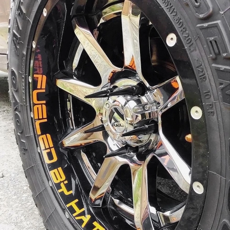 Metal Lugz 7204K8-BLK Black Shank Seat Spiked Lug Nut Set Foto 4 de 4