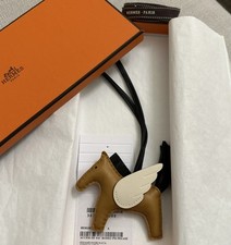 BNIB HERMES Pegase PM Charm Pegasus Rodeo Milo Lambskin Sesame/Noir/Nata