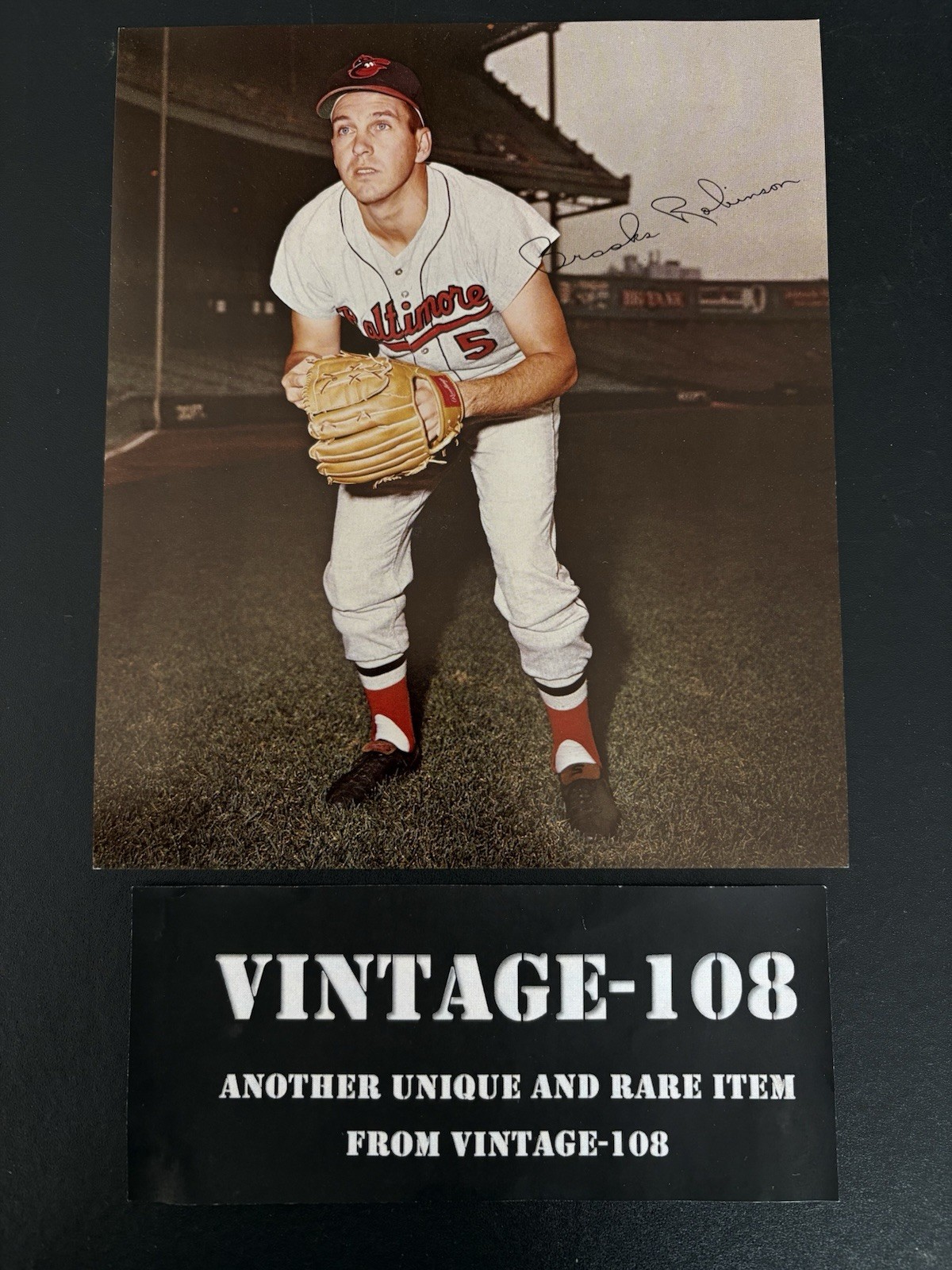 Vintage 1966 Brooks Robinson Orioles Rawlings Advisory Staff Photo Facsimile Sig