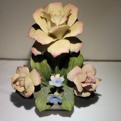 Capodimonte Porcelain Rose Floral Figurine Hand Painted Matte Italy Decorative