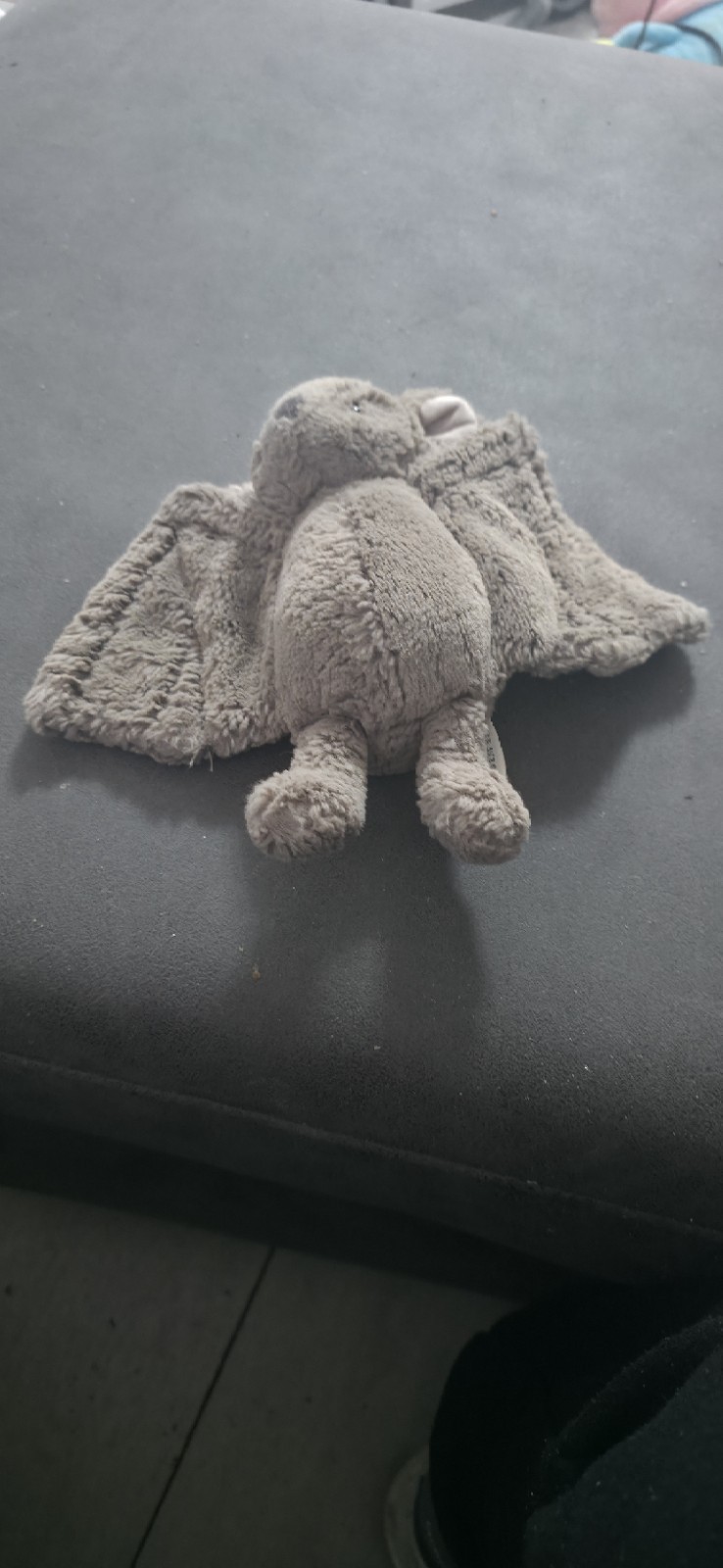 Jellycat Small Bashful Bat Plush Soft Toy – Grey – With Tags – Authentic
