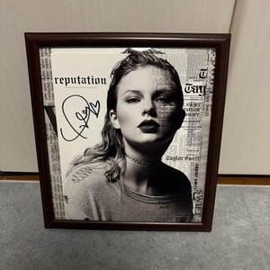 Taylor Swift Reputation Signed | eBay