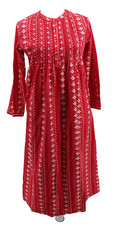 The Vermont Country Store Red Flannel Pintuck Long Nightgown Womens XS Snowflake