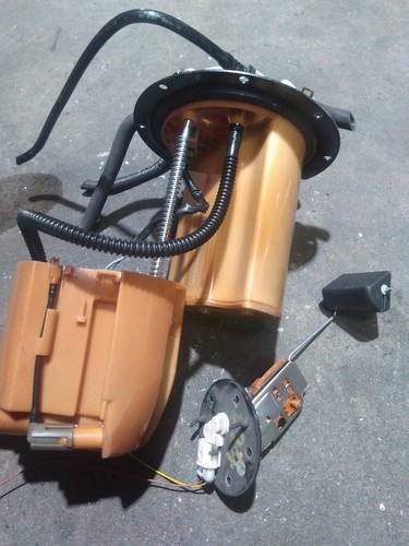 TOYOTA RAV4 FUEL SENDING UNIT ACA33/ACA38, 11/05-11/12 