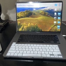 Apple MacBook Pro 16-inch 2019 1TB HD, 16GB 2.3gHz 8 core Intel i9 Processor