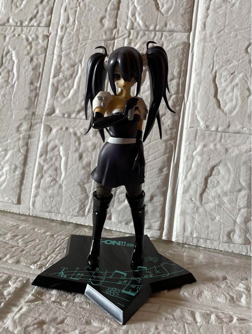 Japan Anime K-ON! Azusa Nakano Death Devil Figure interior items limited edition