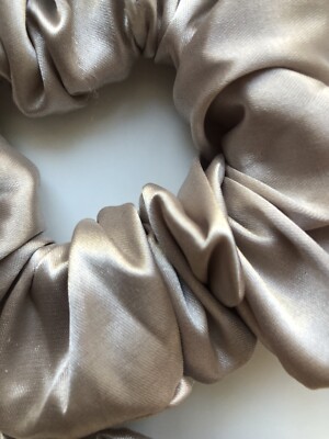 Scunci Original Velvet Hair Scrunchies In Warm Winter Fashion Colors - Foto 12