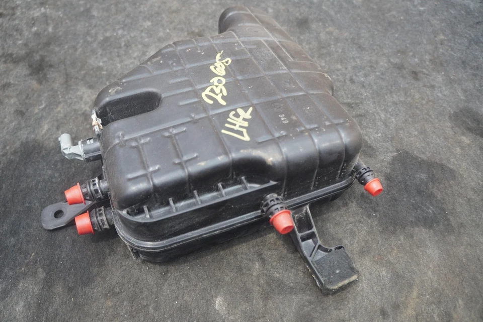 Coolant Recovery Bottle Expansion Tank Reservoir 17137578662 BMW 760Li F02 - Image 2 of 4