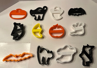 Halloween Cookie Cutter Lot of 12 Plastic Wilton, Fox Run, Acme Intl  Bat Witch
